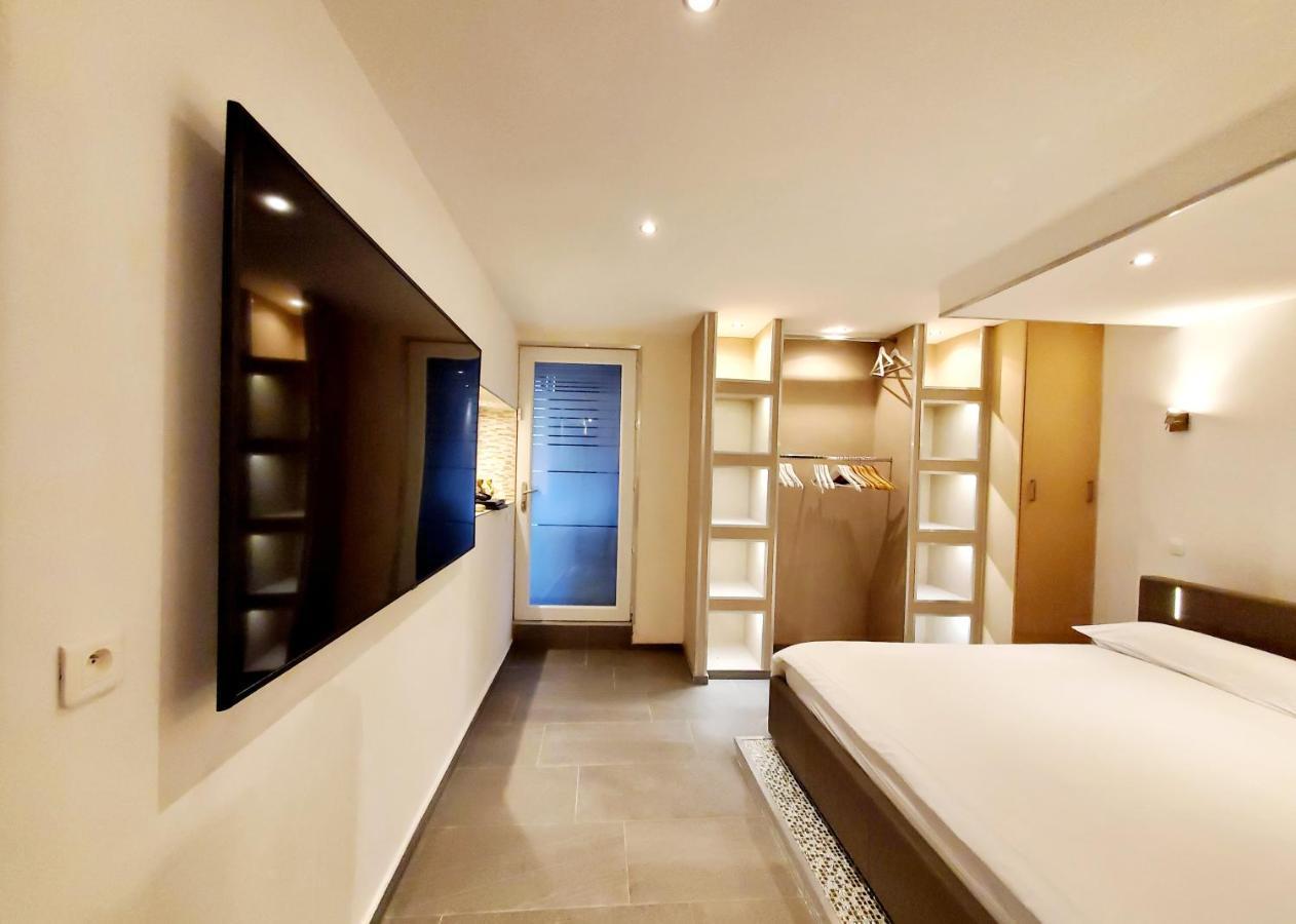 Appartement En Bord De Lac Avec Jaccuzi 앰파이언레뱅즈 외부 사진