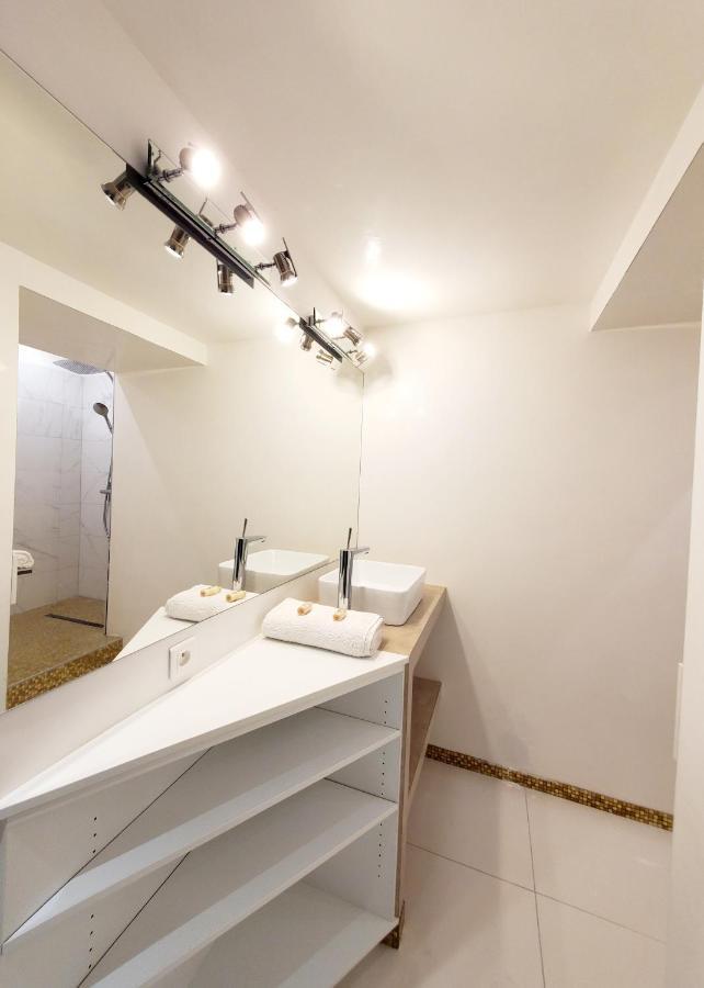 Appartement En Bord De Lac Avec Jaccuzi 앰파이언레뱅즈 외부 사진