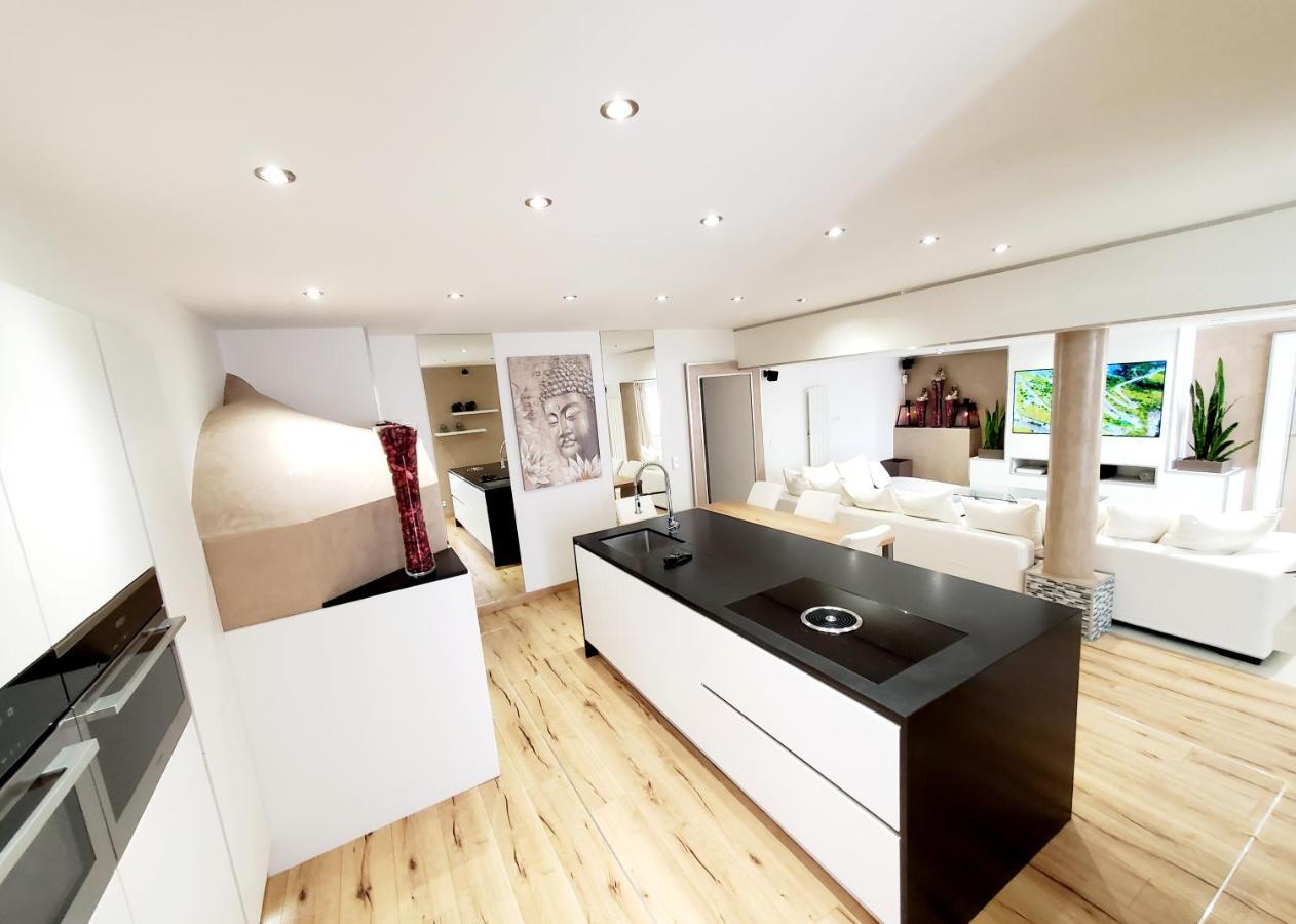 Appartement En Bord De Lac Avec Jaccuzi 앰파이언레뱅즈 외부 사진