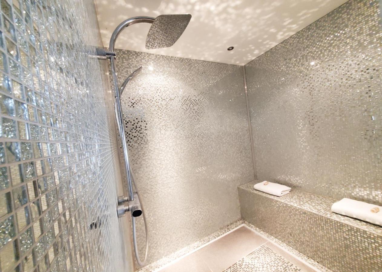 Appartement En Bord De Lac Avec Jaccuzi 앰파이언레뱅즈 외부 사진